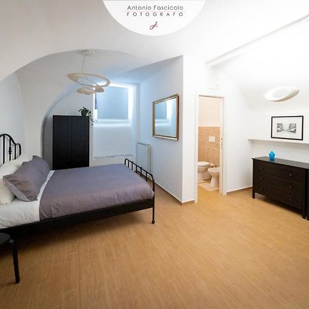 Antica Dimora Lombardi 2 Apartment Bari Luaran gambar