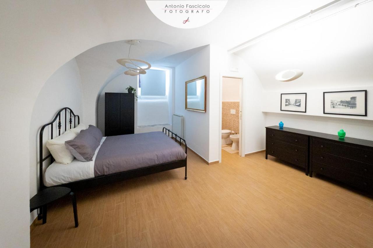 Antica Dimora Lombardi 2 Apartment Bari Luaran gambar