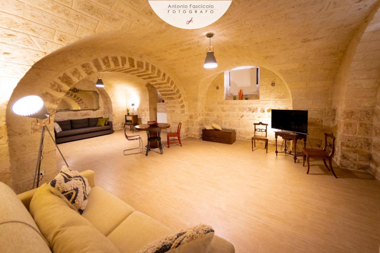 Antica Dimora Lombardi 2 Apartment Bari Luaran gambar