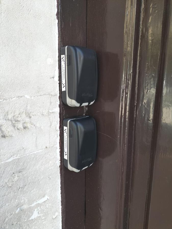 Antica Dimora Lombardi 2 Apartment Bari Luaran gambar